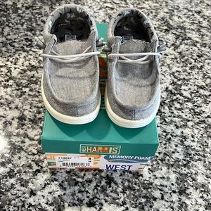 Toddler 8 shoes, hey dude style